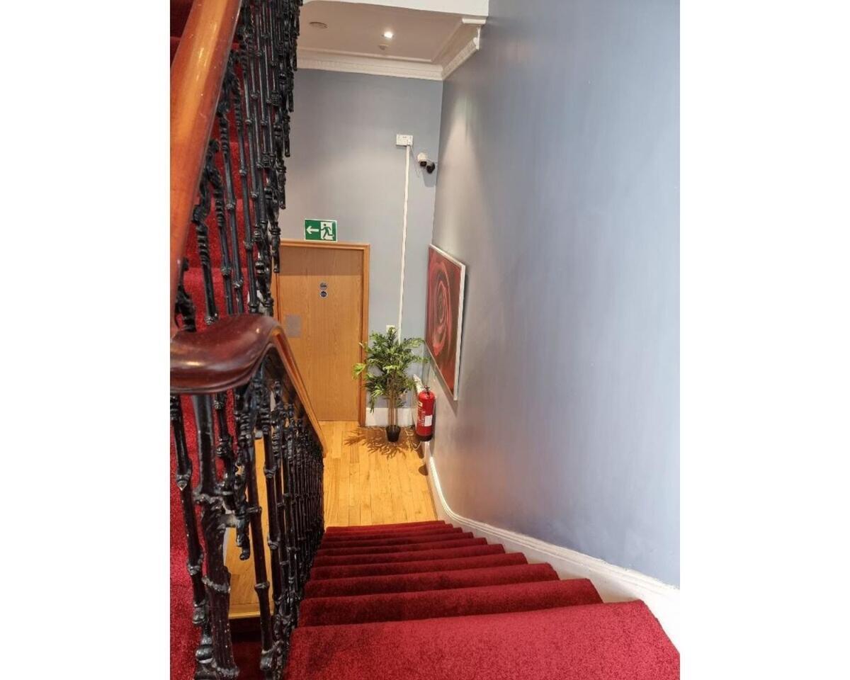 F103-1st Flr Mezzanine Studio Fit 3 Near Hyde Park Londra Esterno foto