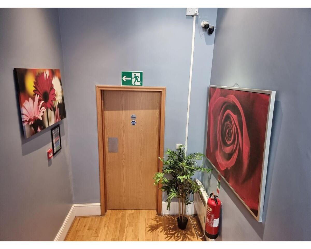 F103-1st Flr Mezzanine Studio Fit 3 Near Hyde Park Londra Esterno foto