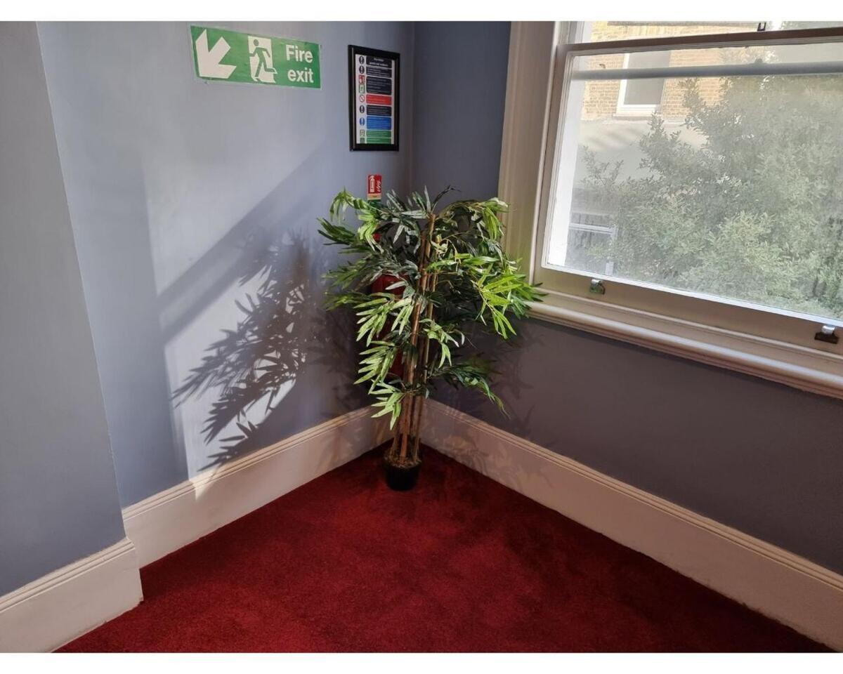 F103-1st Flr Mezzanine Studio Fit 3 Near Hyde Park Londra Esterno foto